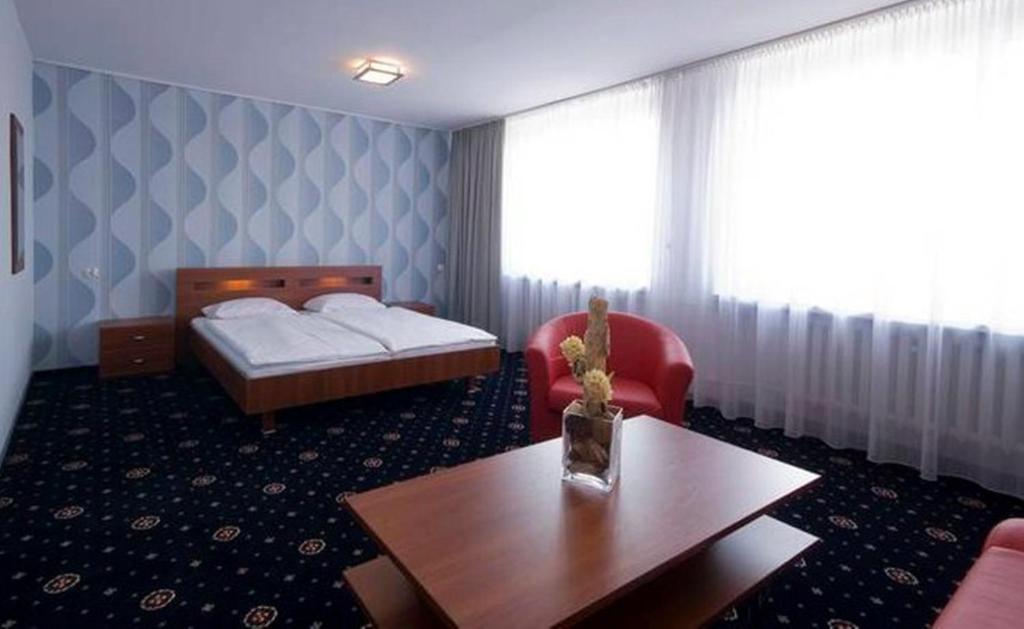Hotel Naramowice Poznan Phòng bức ảnh